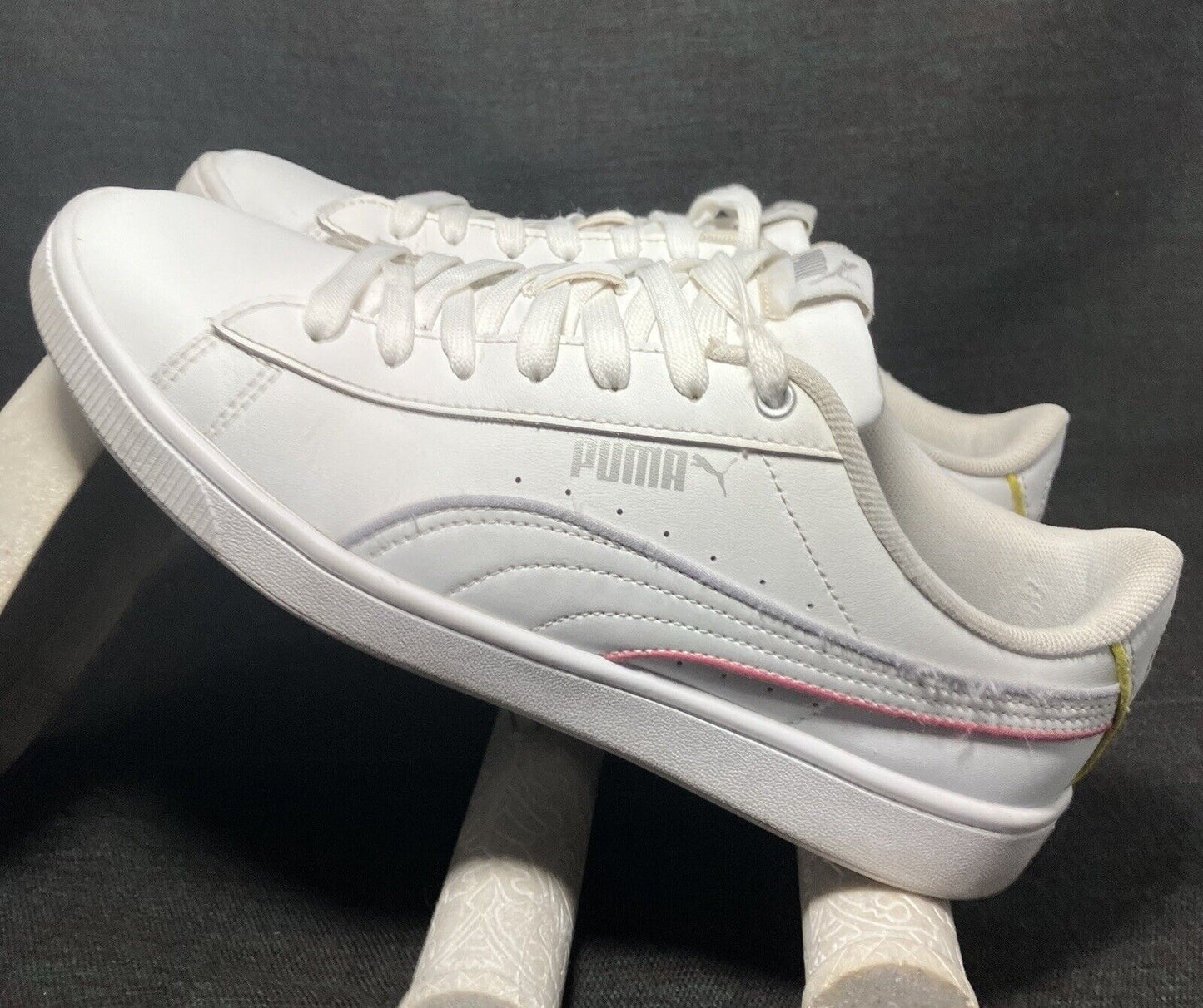Puma Womens Vikky V2 374512-03 White Casual Shoes Sneakers Size 8