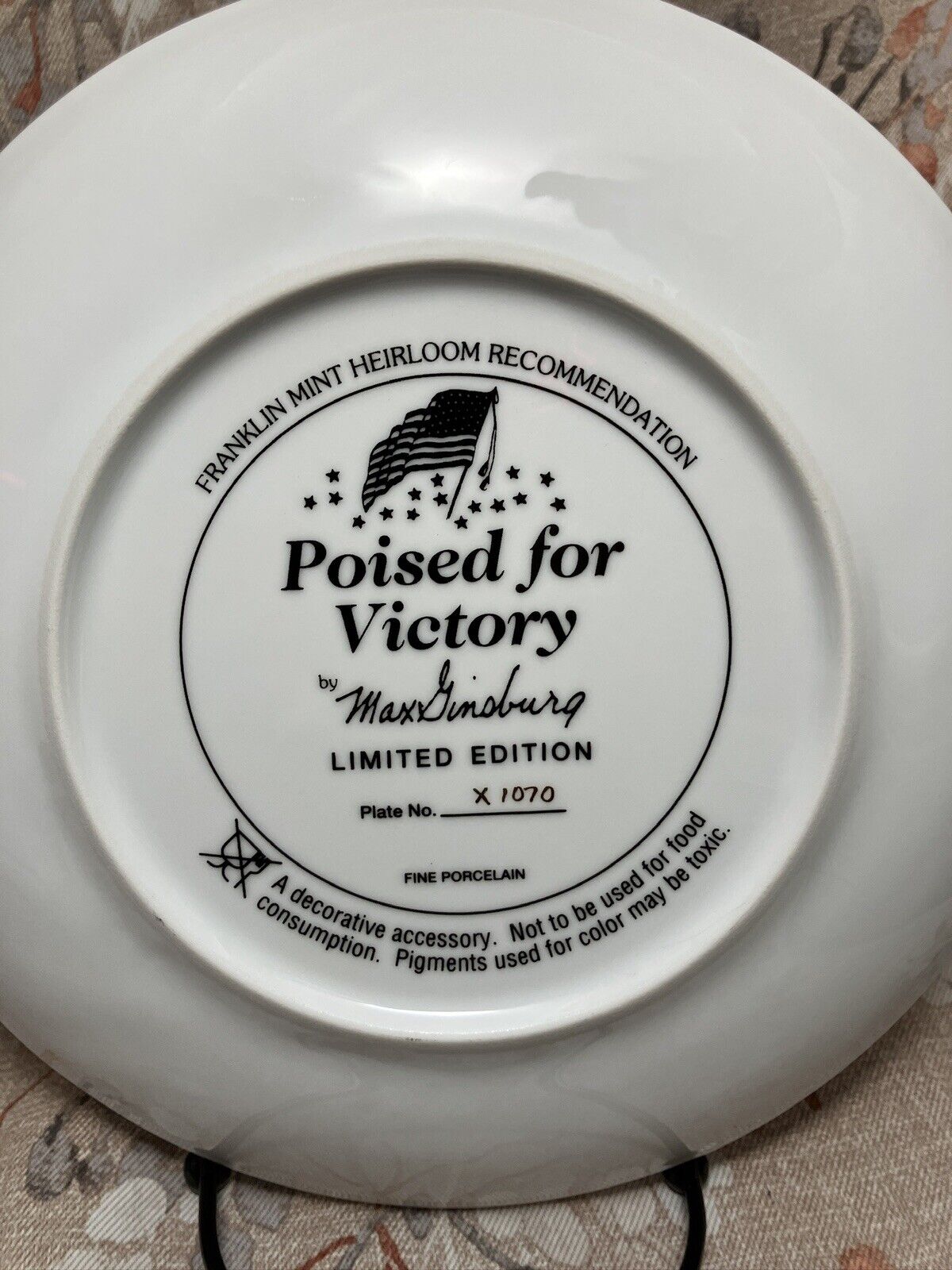 John F Kennedy Collector Plate “Poised For Victory” COA & Stand Included #1070