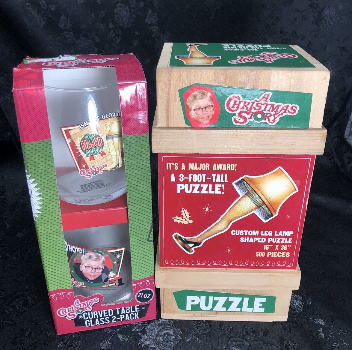 A Christmas Story Collectible Bundle 2 21oz Glasses 4 Shot Glasses 500 PCPuzzle