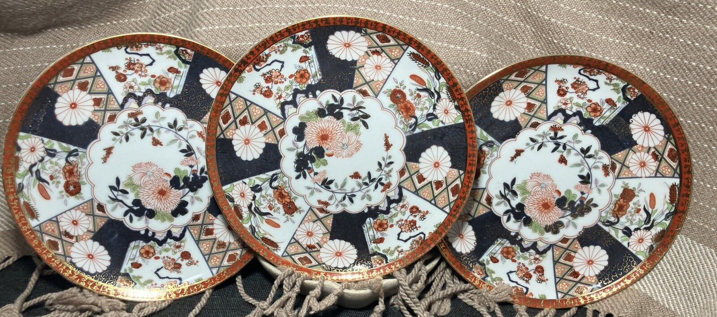 Saji Japan Fine China Collectible Floral Plates 7.5" Set Of 3
