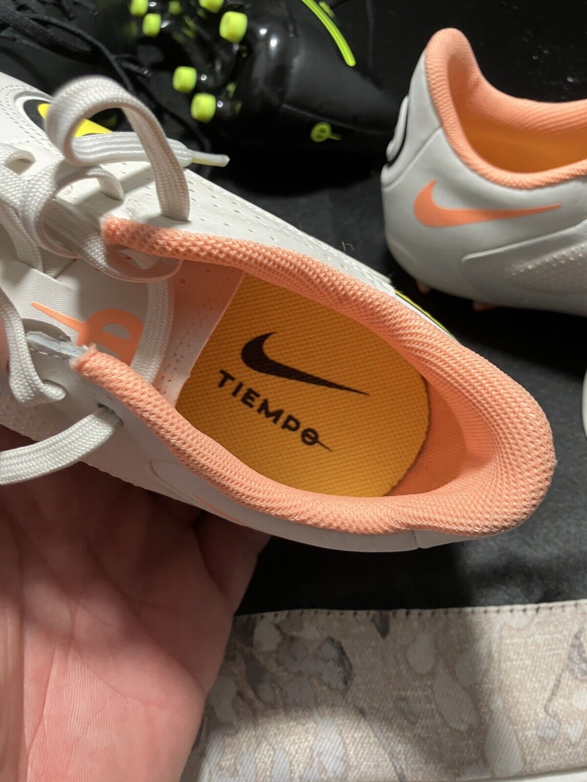 Nike Jr. Tiempo Soccer Cleats 9 Academi MG DA1333-002 Big Kids Size 3.5Y