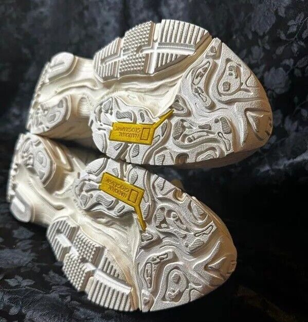National Geographic Contour Sneaker Ivory Gray Men's 9.5 Rare South Korea