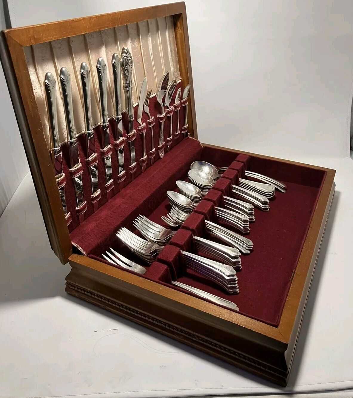 Assorted Silver Plated Cutlery Lot Gorham W.M. Rogers Room Service N.Y. Vintage