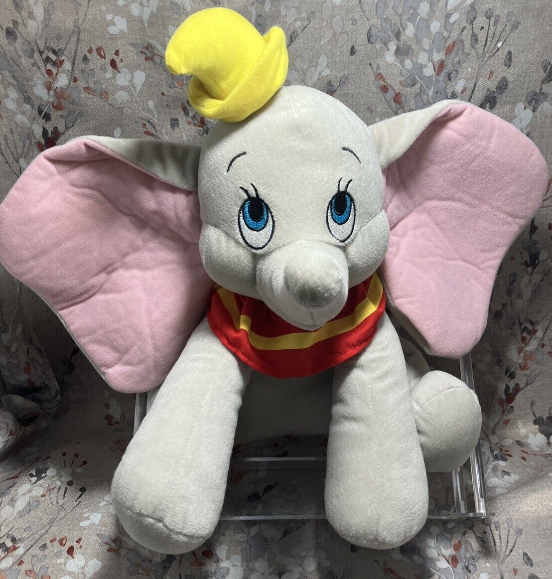 DUMBO 16 Stuffed Elephant Plush Authentic Disneyland Disney World Col Busy Bee Vintage Cre84joy