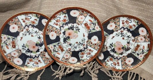 Saji Japan Fine China Collectible Floral Plates 7.5" Set Of 3