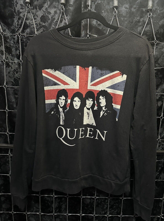 Vintage Queen Bravado Unisex Sweatshirt Size S