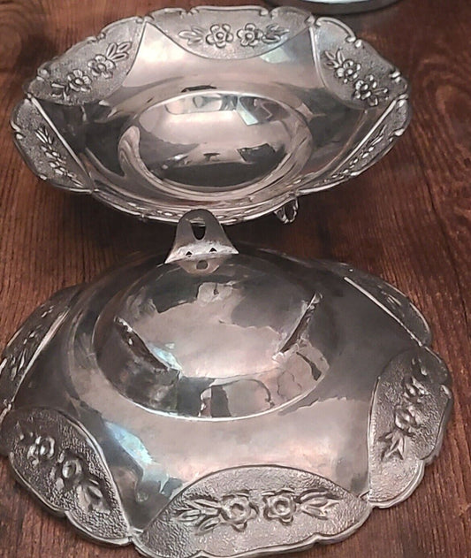 Vintage Godinger Silver Art Co Decorative Floral Design Footed Bowl Set Of 2