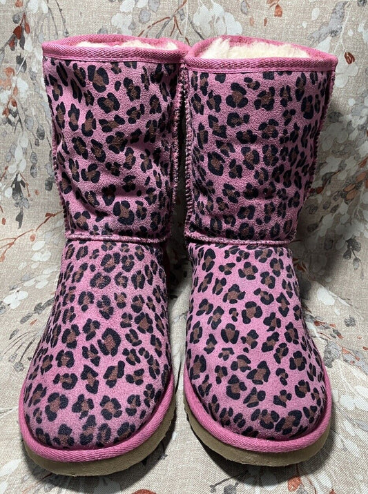 Ukala  Womens Ally Pink Cheetah Suede Leather Wool Fleece Lined Boots 9 W
